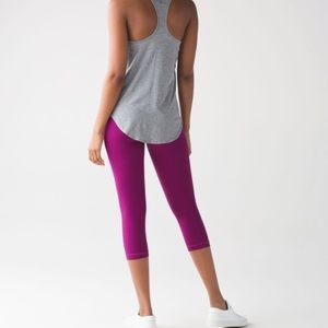 🍋 Lululemon Align Crop Deep Fuschia Sz. 10